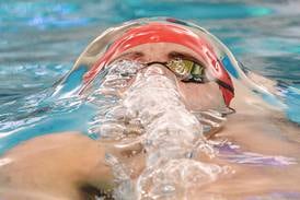 Hinsdale Central swimmers take title at New Trier’s ‘mini state meet’