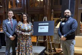 IVAC highlights accomplishments, gives awards at annual dinner