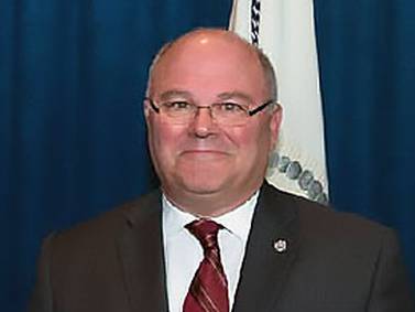 Illinois Valley Community College hosts author and former diplomat Gordon Duguid