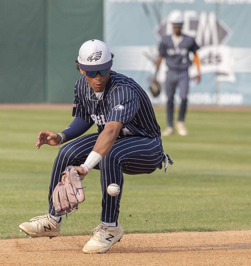 Chicago Hope’s Dominic Bonilla drops a ball at shortstop against Newman Monday, June 2, 2025, during the Class 2A Supersectional at Northwestern Medicine Field in Geneva.