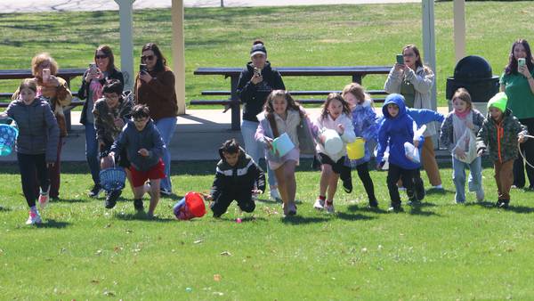 Photos: Peru hosts massive Easter Egg Hunt extravaganza