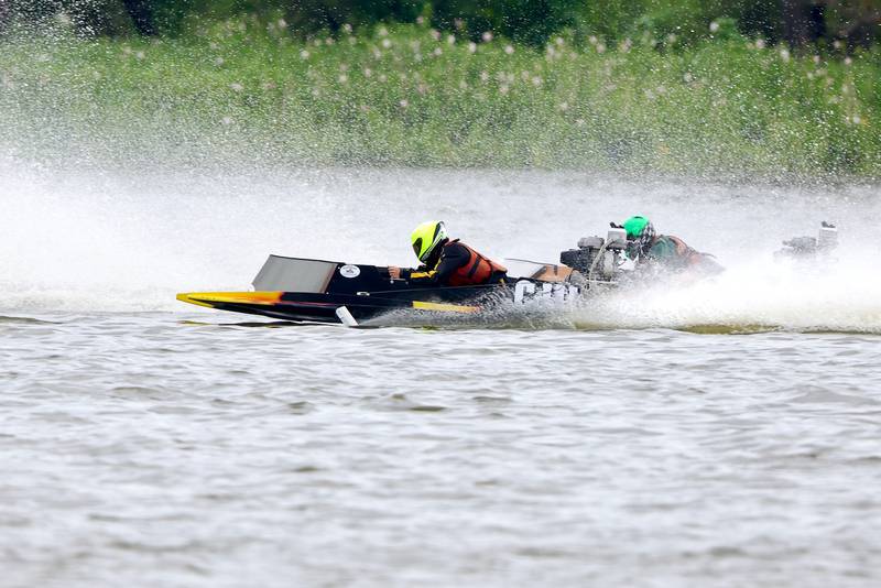 Two boats collide during the US Title Series (USTS) Pro National Championship Boat Races on Friday, July 25, 2025 in DePue.