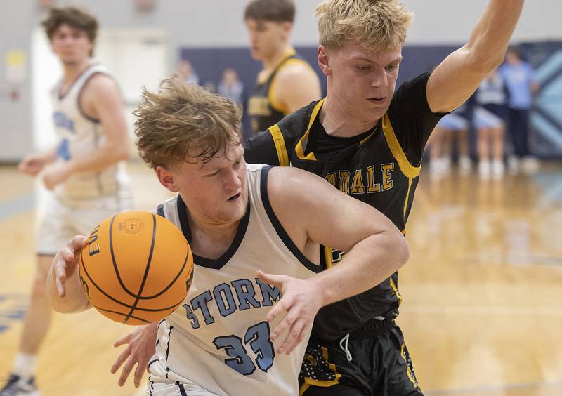 Bureau Valley’s Elijah Endress drives to the hoop against Riverdale’s Jackson Tegeler Wednesday, Feb. 26, 2025, at the Class 2A Regional semifinal at Bureau Valley High School.