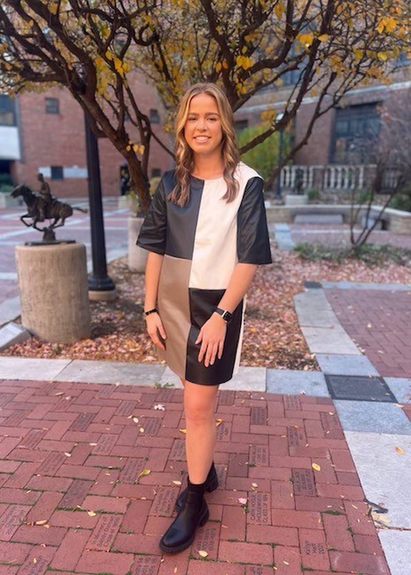 Emma Cushing was named the 2023-2024 Daughters of the American Revolution Good Citizens Award Winner for Ottawa High School.