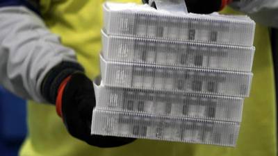 U.S. set for first COVID-19 shots as shipments begin arriving
