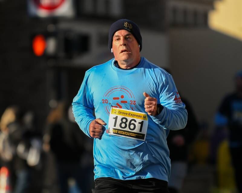 Photos Grove Express 5K run in Downers Grove Shaw Local