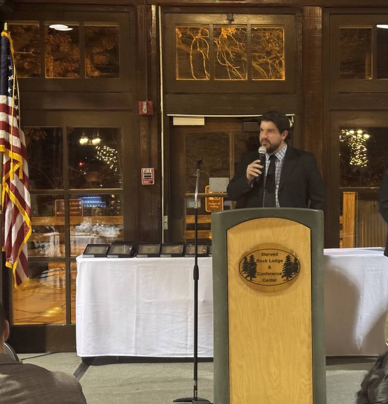 Executive Director Bill Zens speaks during Illinois Chamber of Commerce and Economic Development at its annual dinner Thursday at the Starved Rock Lodge and Conference Center.