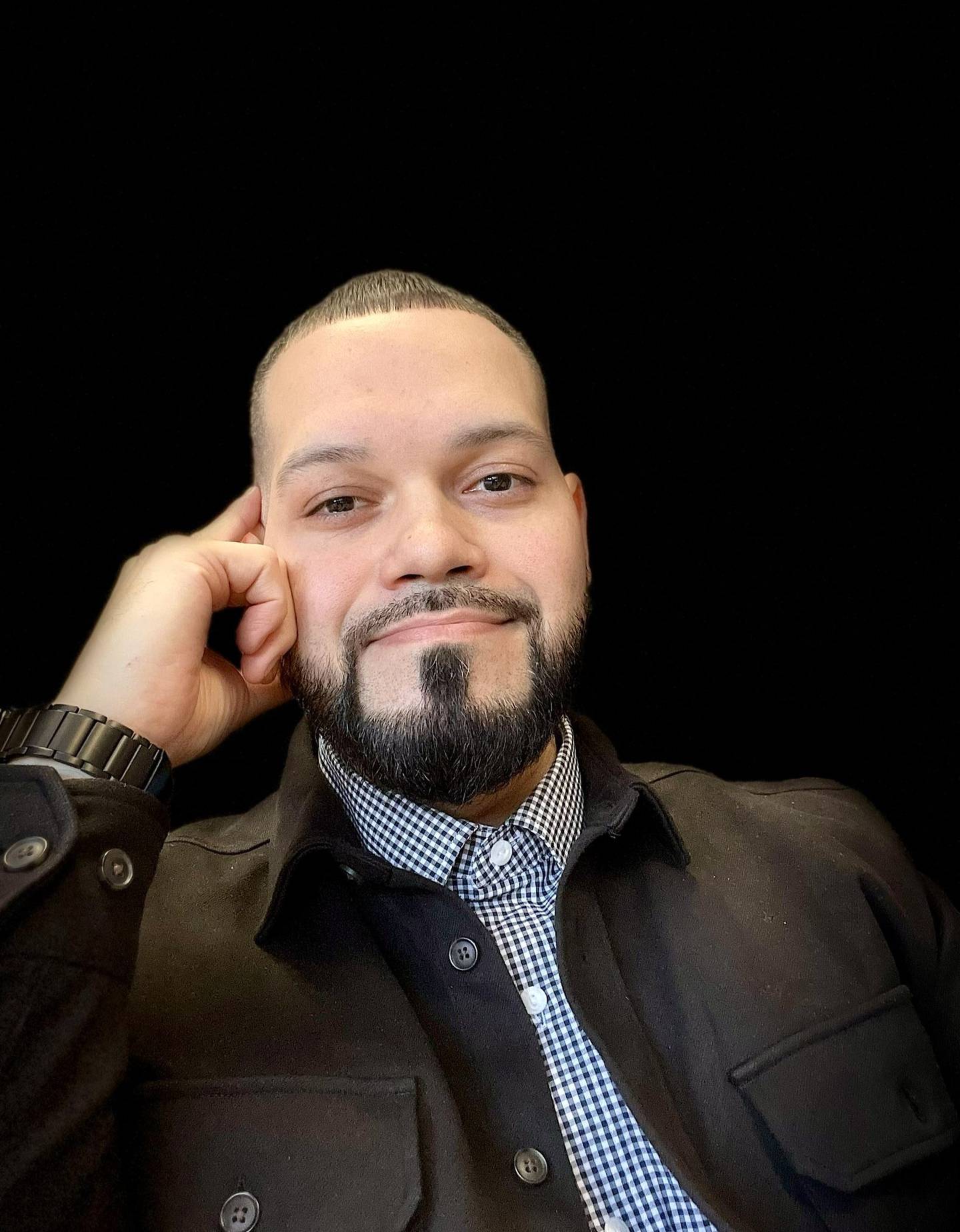 The District 99 Board of Education has approved the hiring of Robert Godinez as Dean of Students at Downers Grove South High School.
