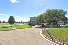 Single-family home sells for $405,000 in South Elgin