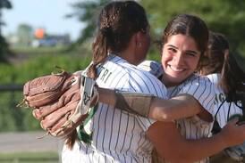 NewsTribune softball regional preview