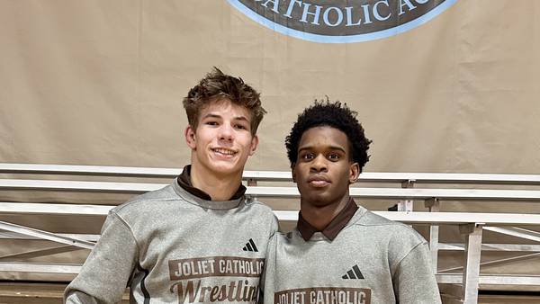Jason Hampton, Joliet Catholic dominate senior-night match against Marian Central