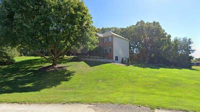 Single-family home sells for $670,000 in St. Charles