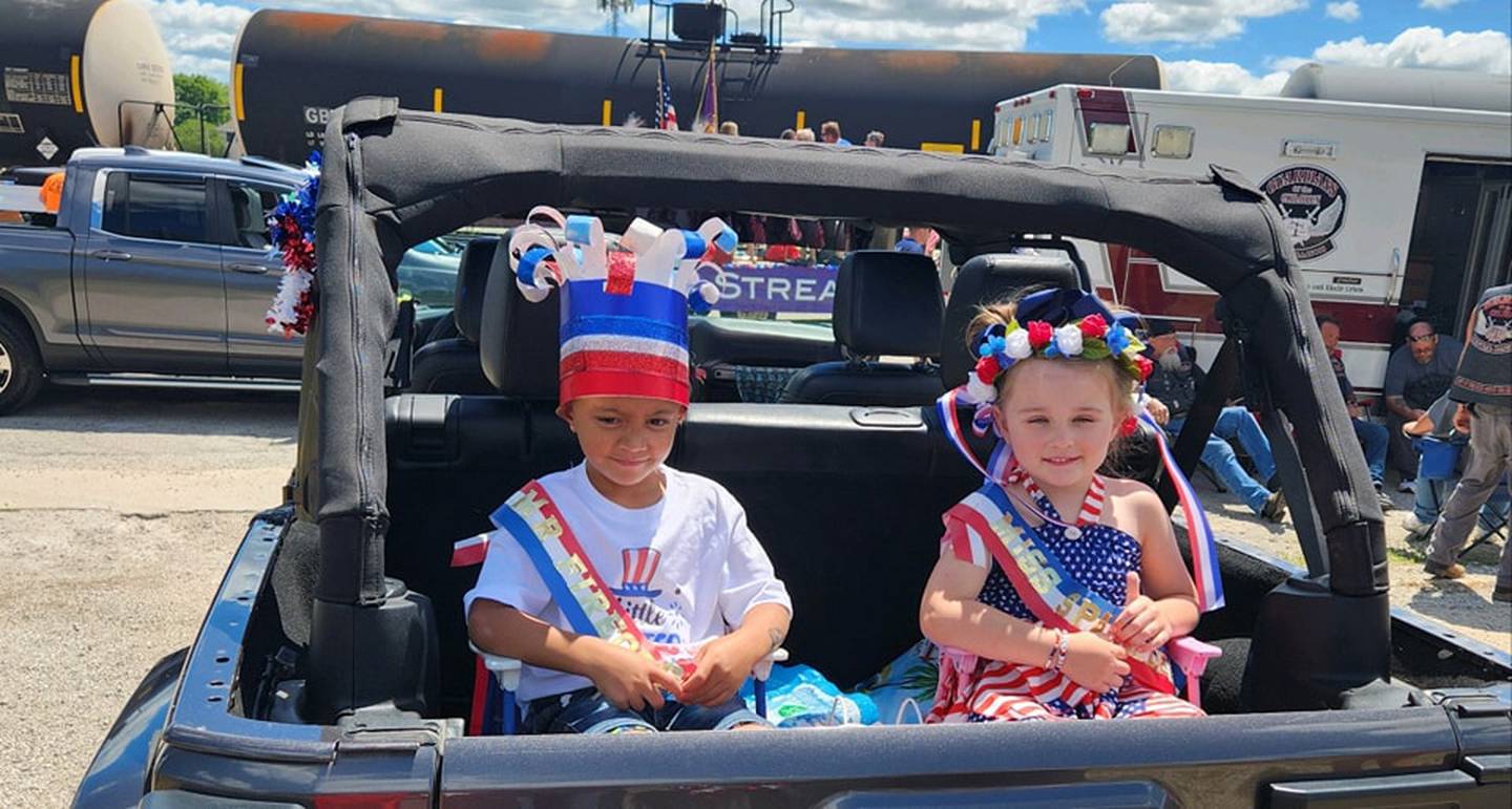 The Streator Fest Committee crowned Penelope Wahl as Little Miss Sparkler and Jayvon Edwards as Mr. Firecracker for the festival.