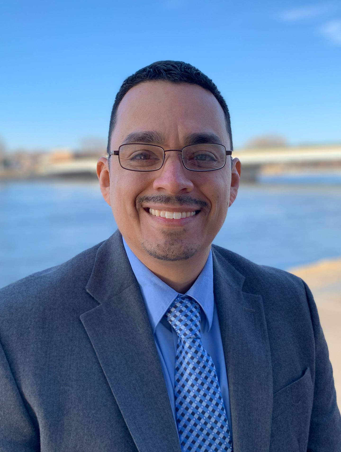 Illinois State House District 74 candidate Liandro Arellano, Jr.