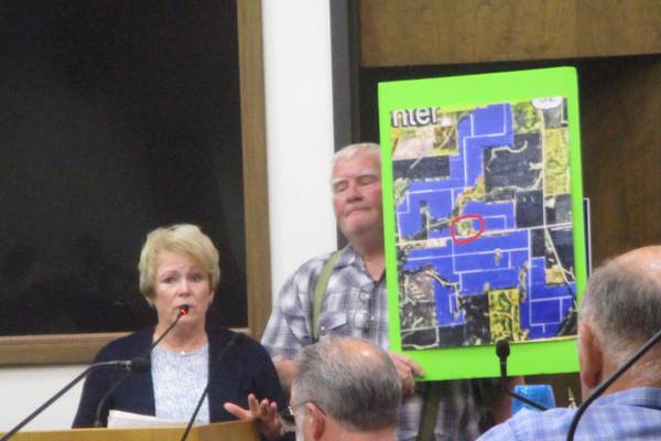 Plans for 6,100-acre solar farm in Will County advance on split vote