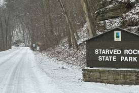 Man hospitalized after fall at Starved Rock State Park