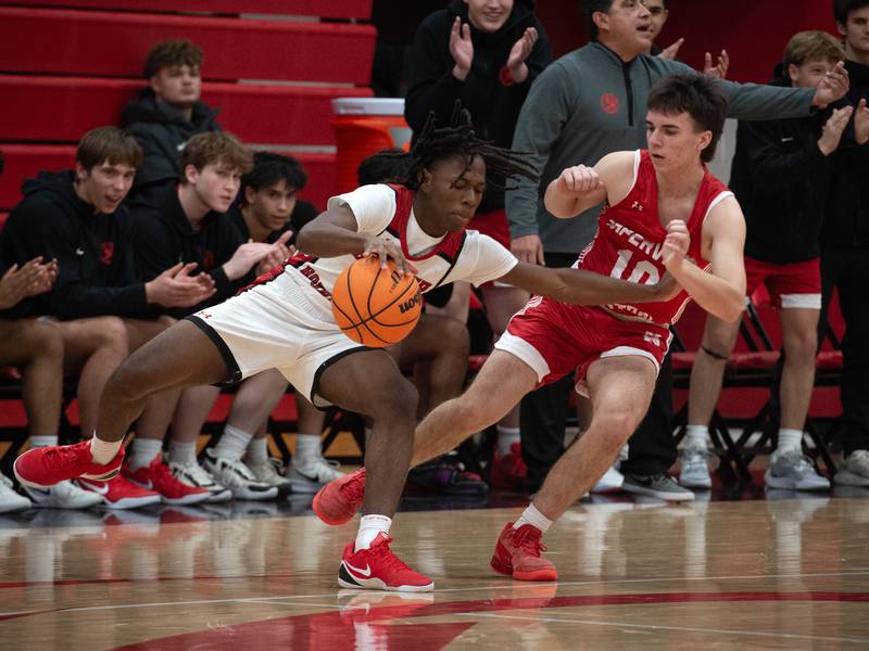 Bradley-Bourbonnais starts hot in 59-43 win over Naperville Central