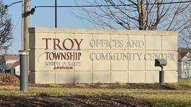 Free plant swap draws gardeners to Shorewood 