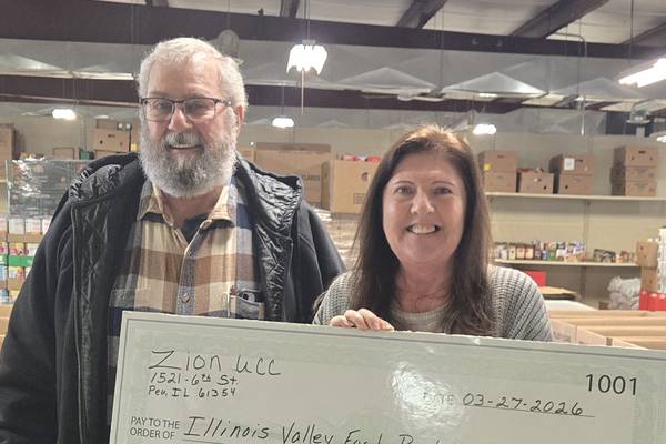 Zion UCC donates $2,500 to Illinois Valley Food Pantry