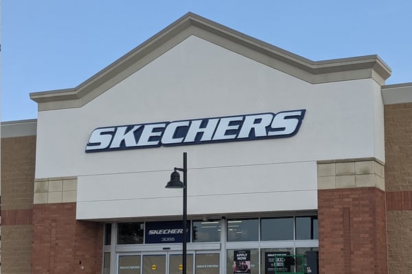 Skechers shoe store opens its doors in Oswego