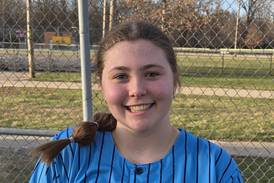 Lily Brewer’s homer sparks big inning for Marquette in win over Streator