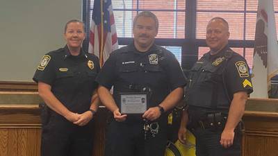 Peru officer honored for saving man wounded by accidental gunfire inside La Salle business