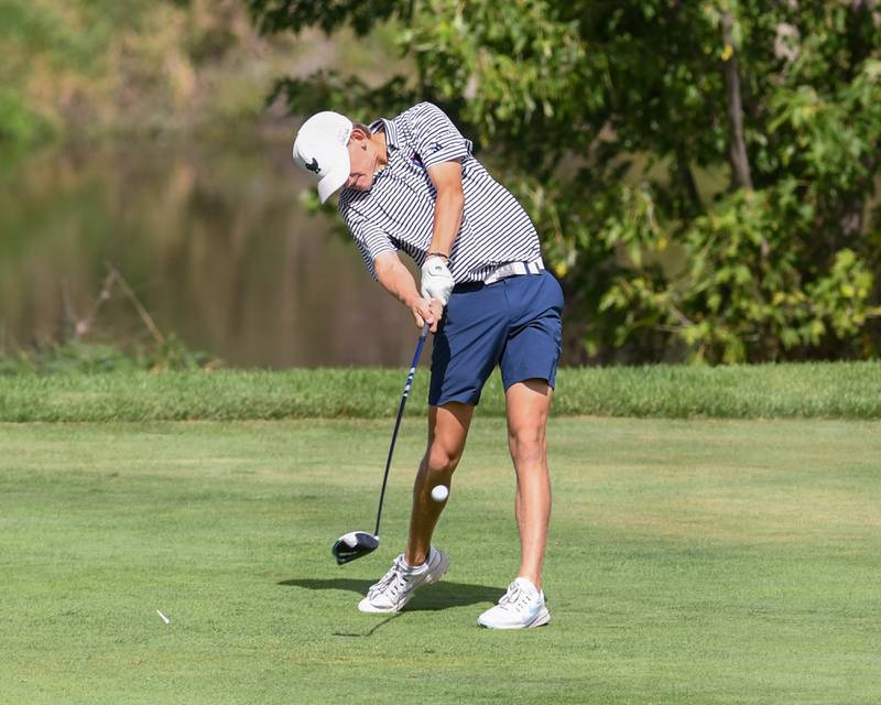 Carter Anderson of Oswego tees off during the Plainfield Central regional on Wednesday Oct. 1, 2025, held at Wedgewood Golf Course in Plainfield.