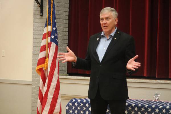 GOP District 14 candidate Jim Marter talks healthcare, federal spending at Hinckley town hall