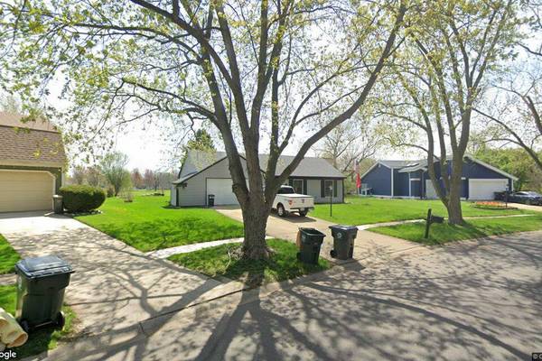 Sale closed in Oswego: $400,000 for a single-family home