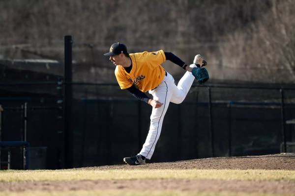 Sterling grad Blake Nettleton named CCIW Co-Pitcher of the Week