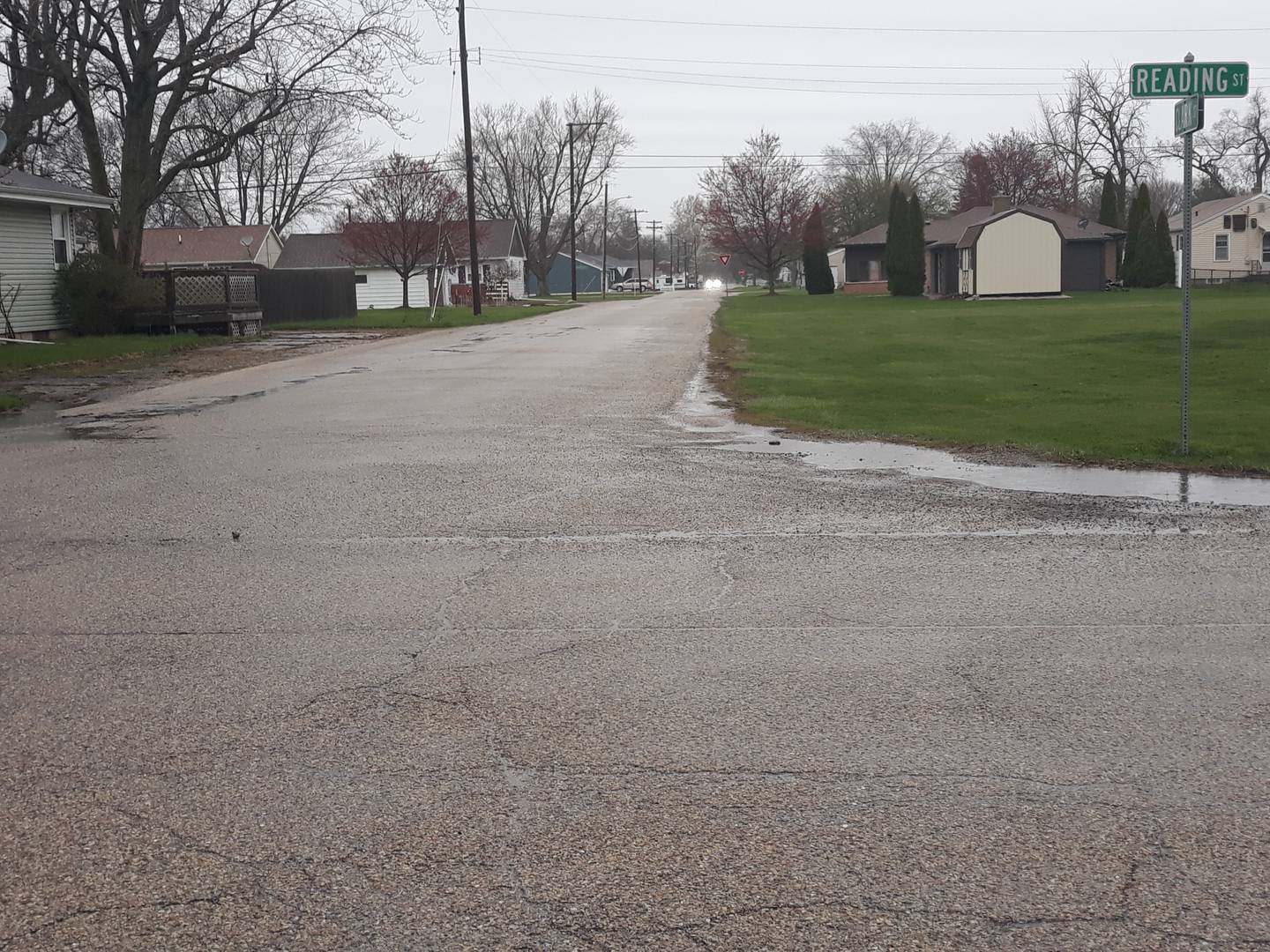 A look north on Clark Street in Streator from the intersection with Reading Street where Kimes School is located shows there are no sidewalks along the roadway. A Safe Routes to School grant will contribute 80% of funds for the city to install sidewalks on the Riverside neighborhood connecting Route 18 with Kimes School.