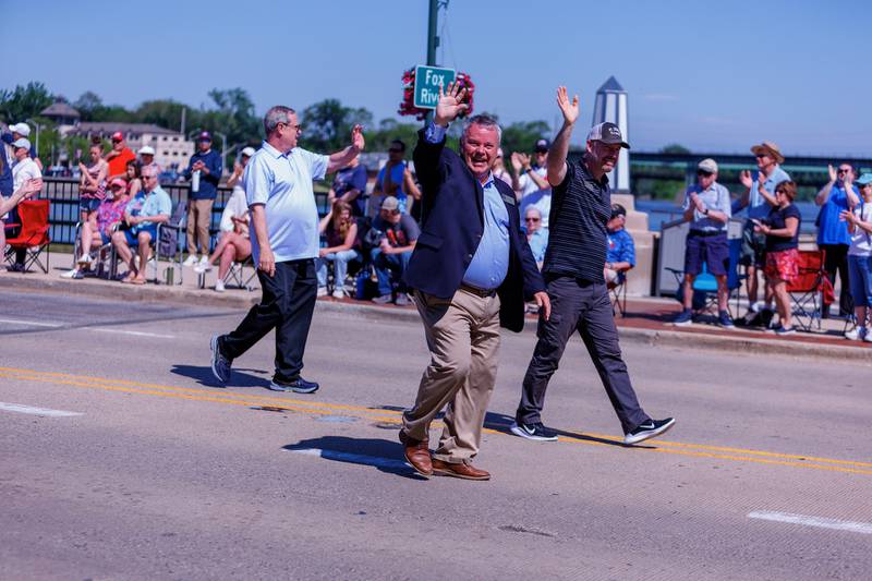 St. Charles Mayor Clint Hull waves to the crowd at the Memorial Day parade on Monday, May 25, 2026, in St. Charles.