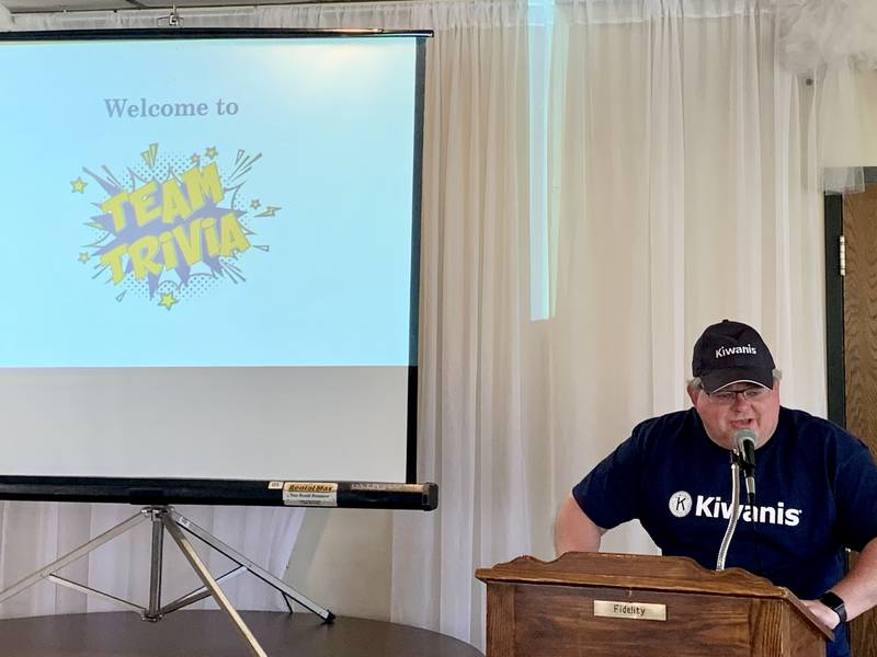 Vince Portlock will once again emcee The Kiwanis Club of Joliet’s ‘Team Trivia night fundraiser on Sunday, April 28.