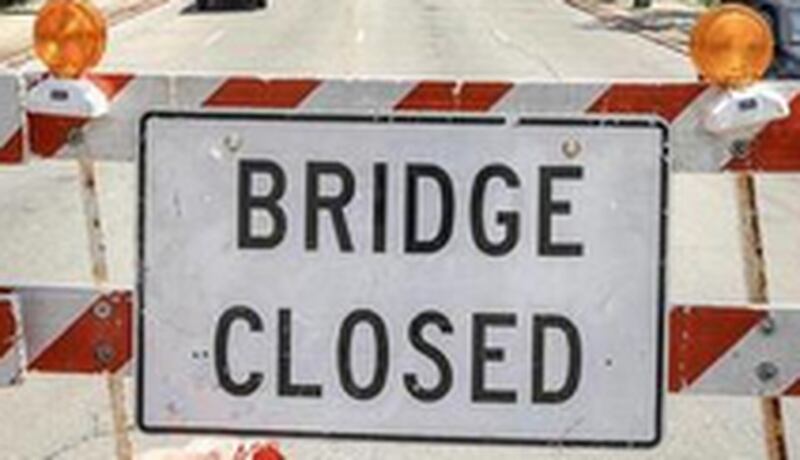 Bridge closed sign