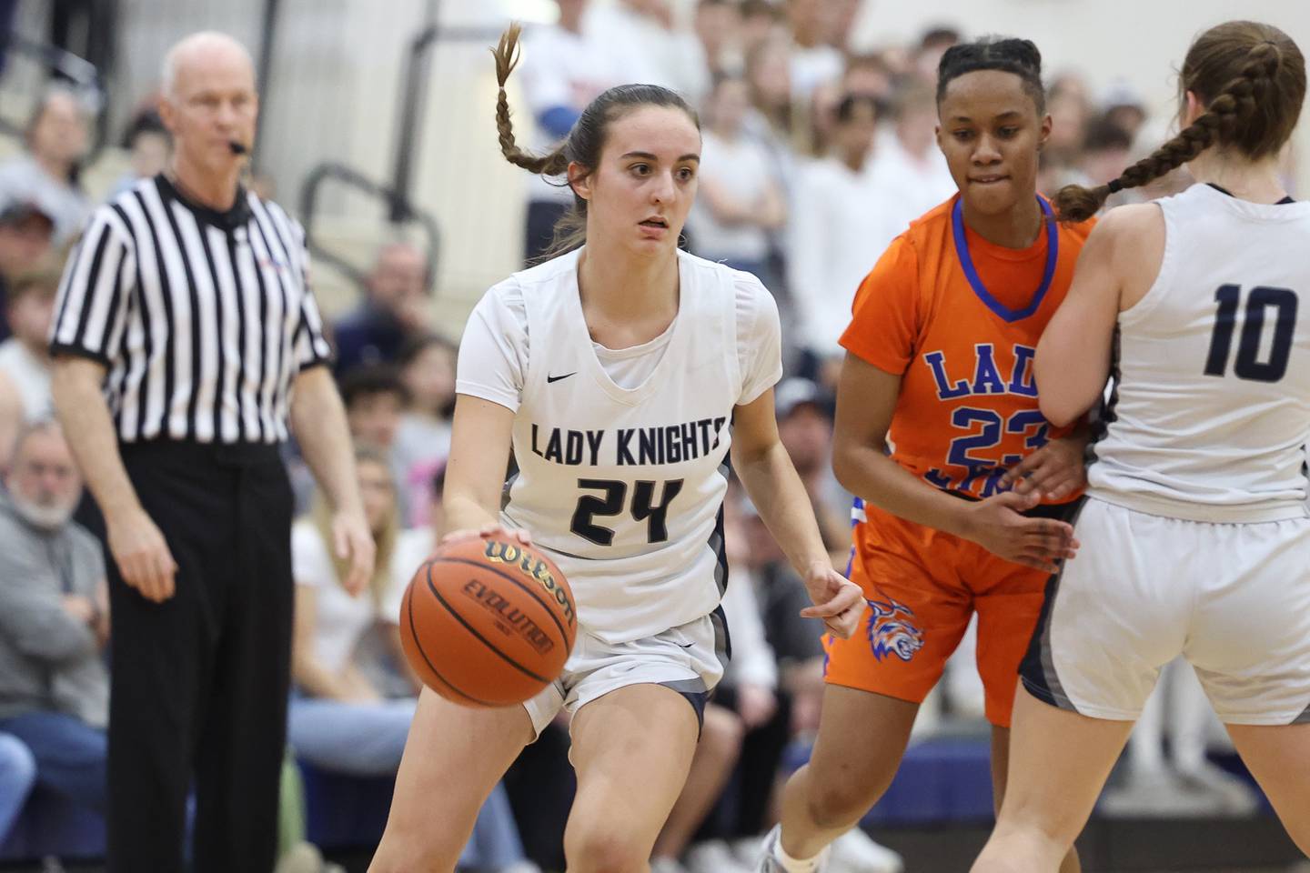 Fieldcrest’s Ashlyn May drives around the pick against Butler in the Class 2A Peotone Super-sectional Monday, February 237th, 2023.