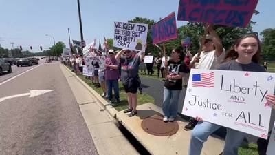 Video: Hundreds gather for "No Kings" protest in DeKalb to on Saturday