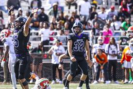 Downers Grove North, on Baker Glomb’s last-second field goal, beats Morgan Park