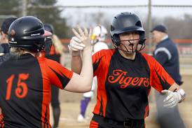 Oli Victorine, Crystal Lake Central look sharp in season-opening win