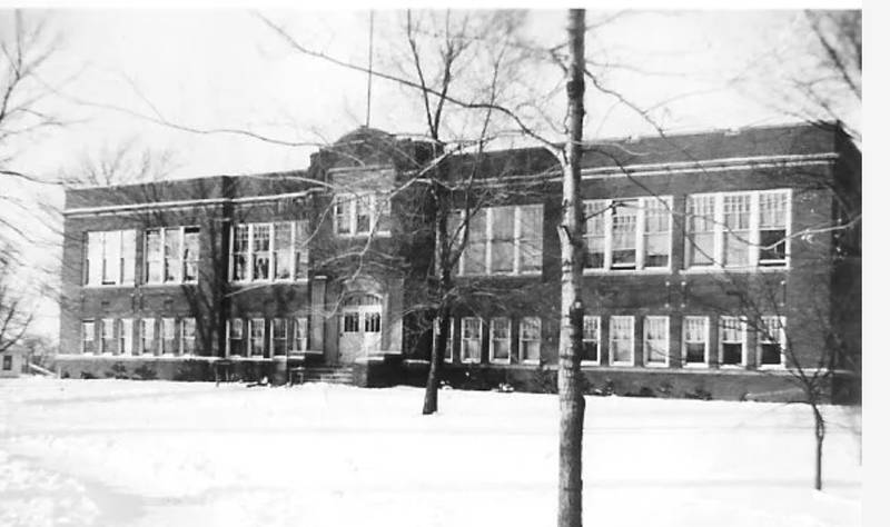 Mineral High School, which closed in 1961, sparked native son Dave Nanninga's interest in creating the Illinois High School Glory Days in 2005. The site has grown to more than 1,200 defunct or closed schools like Mineral.
