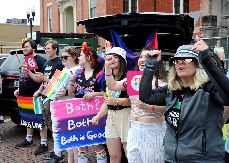 Photos Woodstock PrideFest Parade Shaw Local