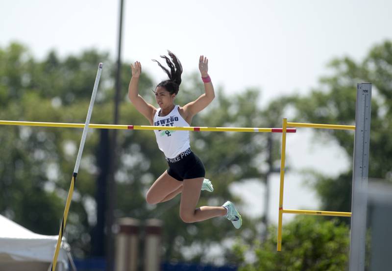 Oswego East’s Hailey Soriaga competes in the 3A pole vault during the IHSA State Track and Field Finals at Eastern Illinois University in Charleston on Saturday, May 20, 2023.