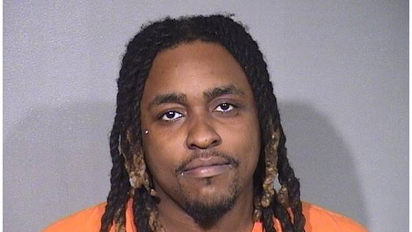 Elgin man twice accused of violating woman’s order of protection is ordered held in McHenry County jail