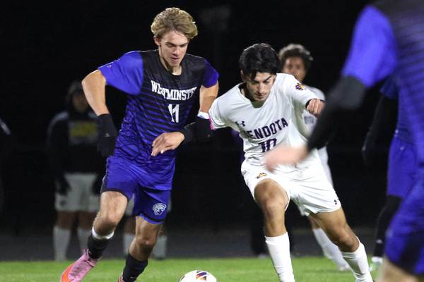 Mendota explodes in second half to beat Harvest Westminster 6-0, repeat as sectional champs