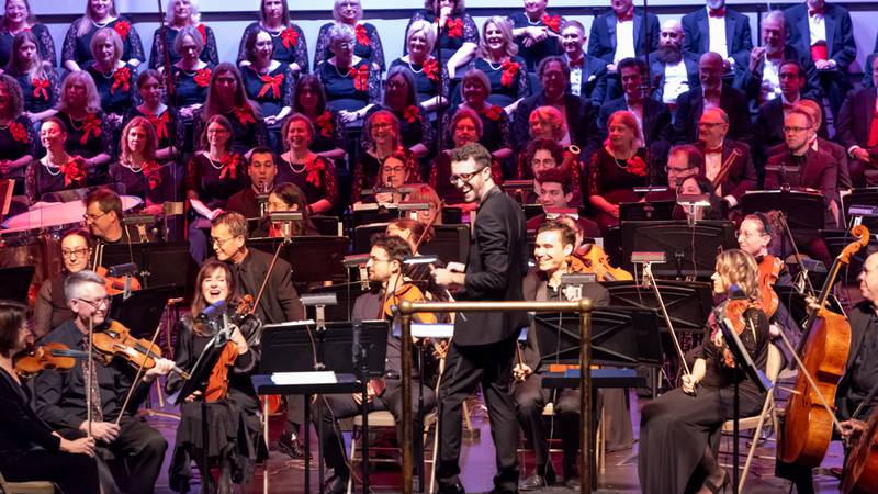 Elgin Symphony Orchestra returns to Raue Center for Holiday Spectacular