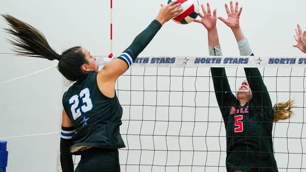 Photos: St. Charles North vs. Huntley volleyball
