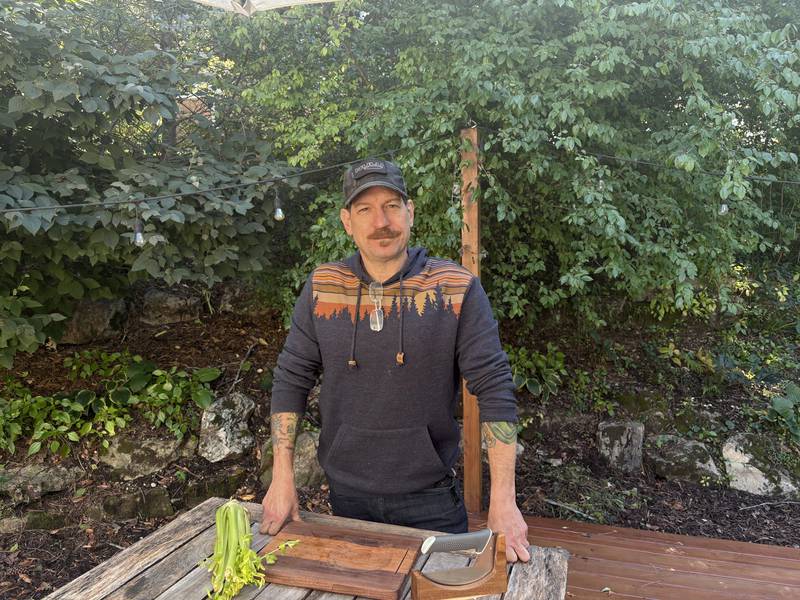 Army veteran and Trout Valley resident Doug Katz created the Nulu kitchen knife specially designed for people with mobility disabilities.