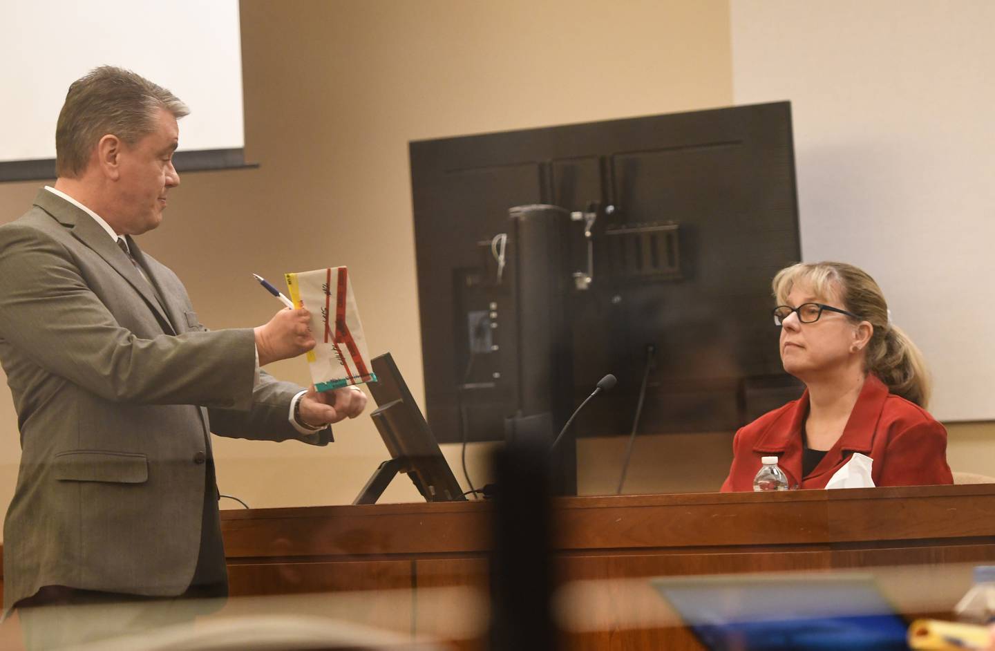 Retired forensic scientist Mary Beth Thomas is questioned by defense attorney Christopher DeRango on Thursday, Jan. 22, 2026 regarding latent fingerprint evidence she processed in the Duane C. Meyer case in 2016.