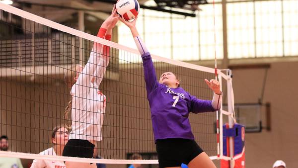 Photos: Rochelle volleyball vs. Oregon