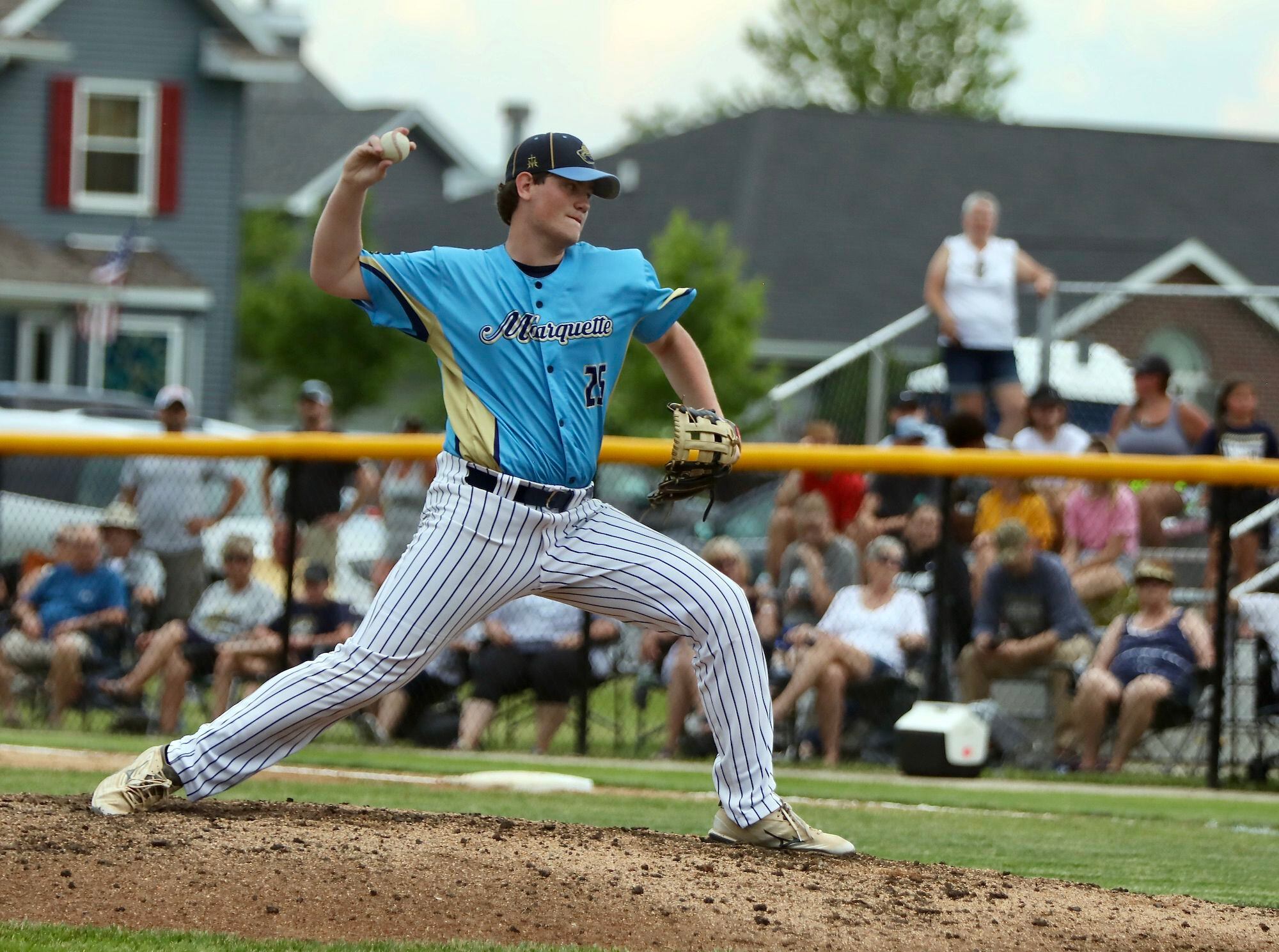 Marquette Rolls Past Coal City For Sectional Title Shaw Local