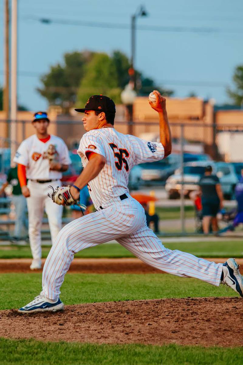 Josh Katz delivers a pitch during the Illinois Valley Pistol Shrimp's 4-0 victory over the Danville Dans on Thursday, July 11, 2024 at Schweickert Stadium in Peru.